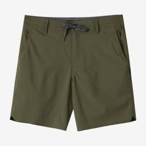 TRVLR Halfback 18 Hybrid Shorts