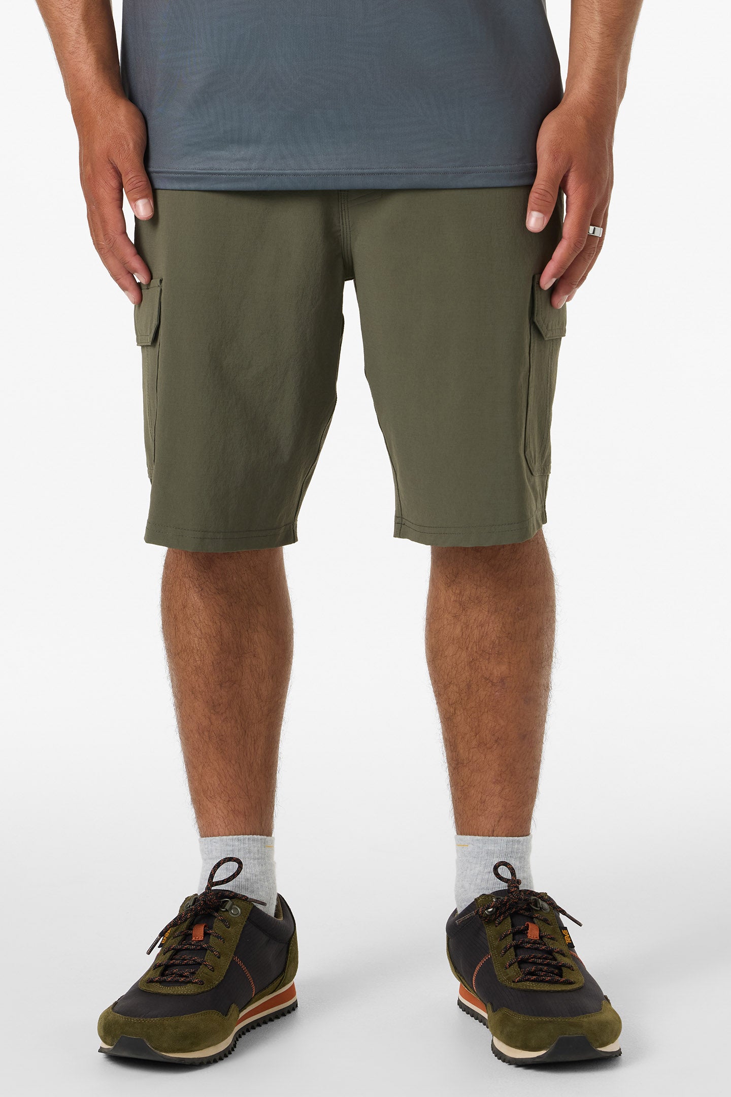 TRVLR Cargo 20 Hybrid Shorts - Image 3