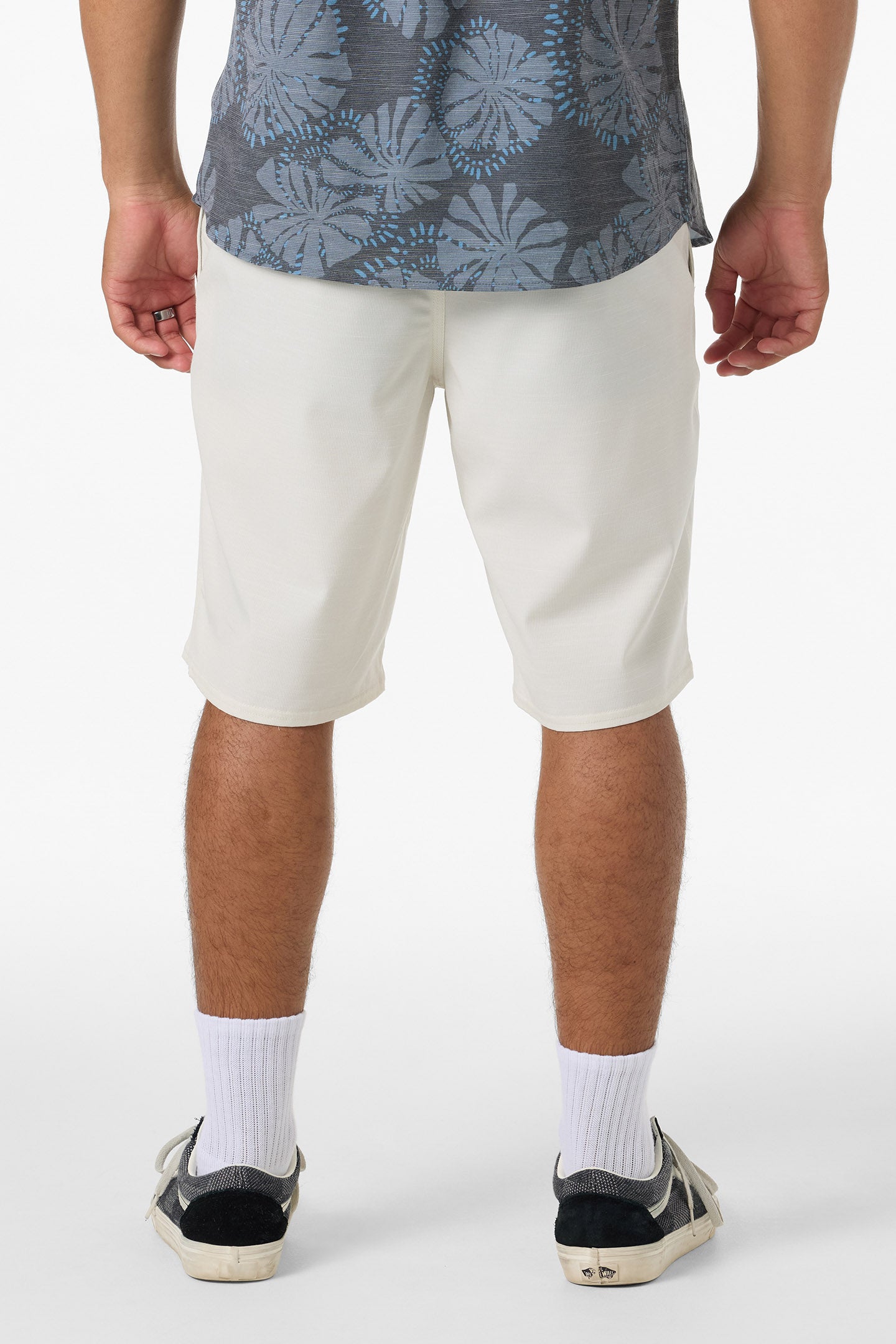 Portola Slub Check 20 Hybrid Shorts - Image 4
