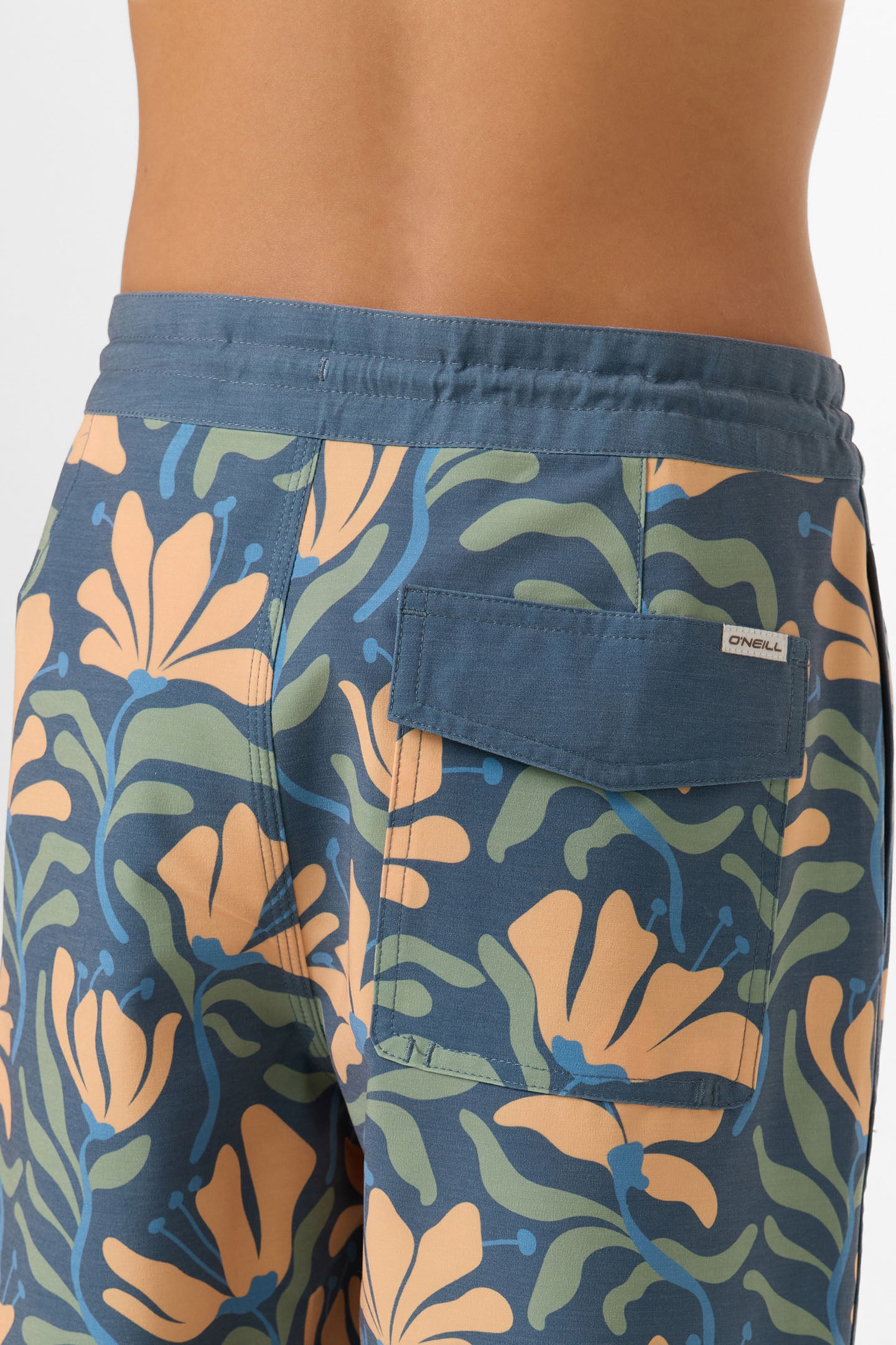 Boy's Cruzer Scallop 16 Boardshorts - Image 2