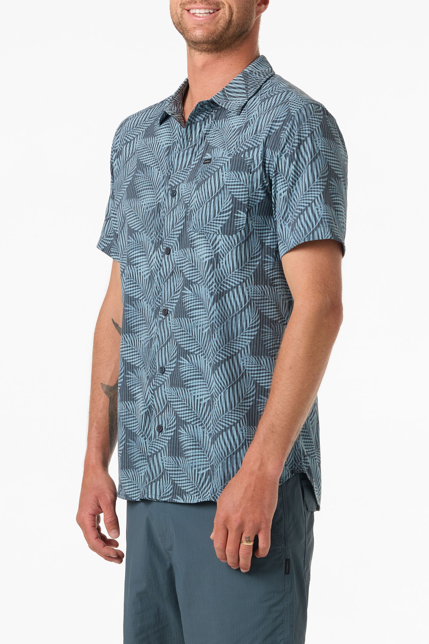 TRVLR Perforated Printed Standard Fit Shirt - Image 3