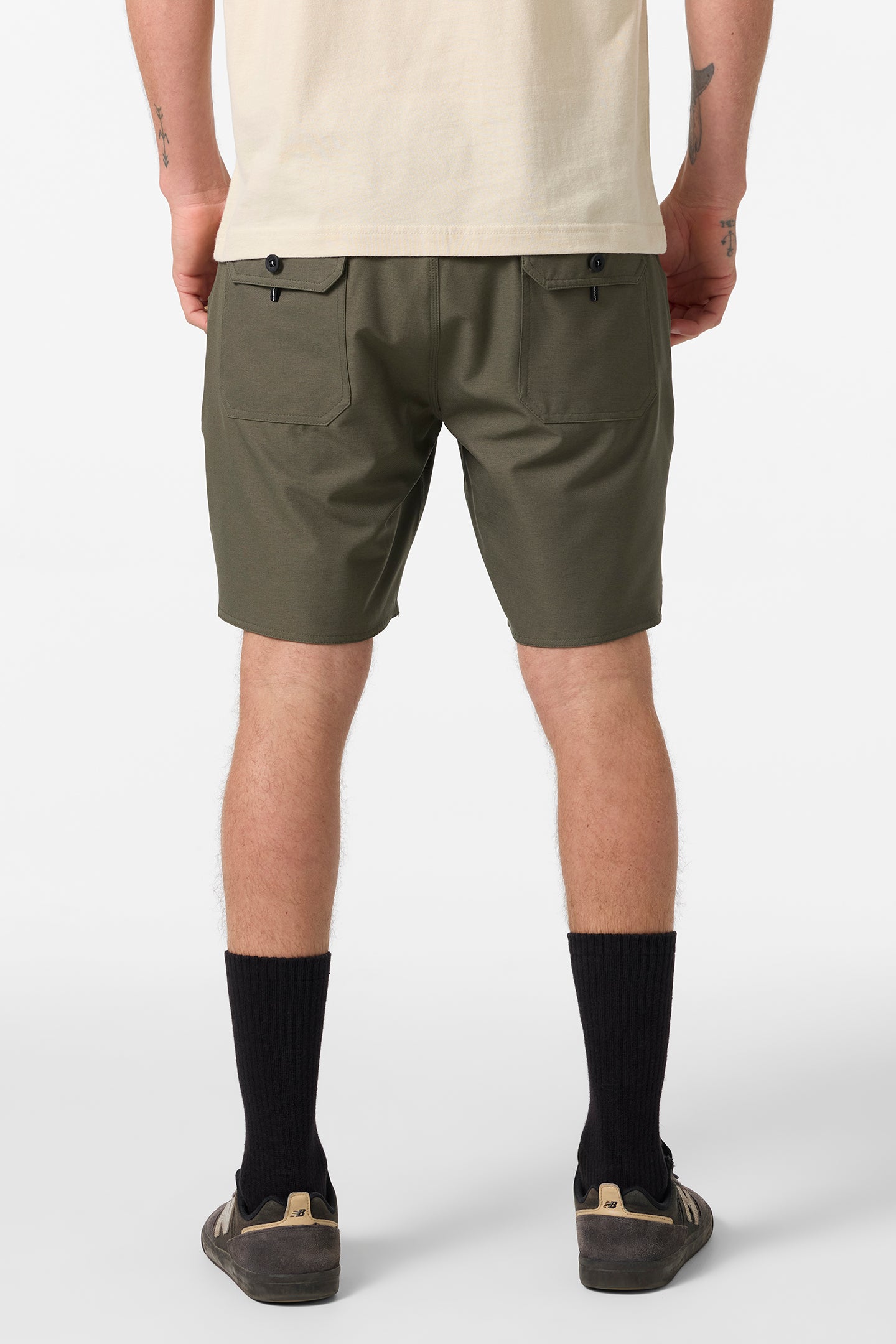 Utility Scallop Hybrid 18 Hybrid Shorts - Image 4